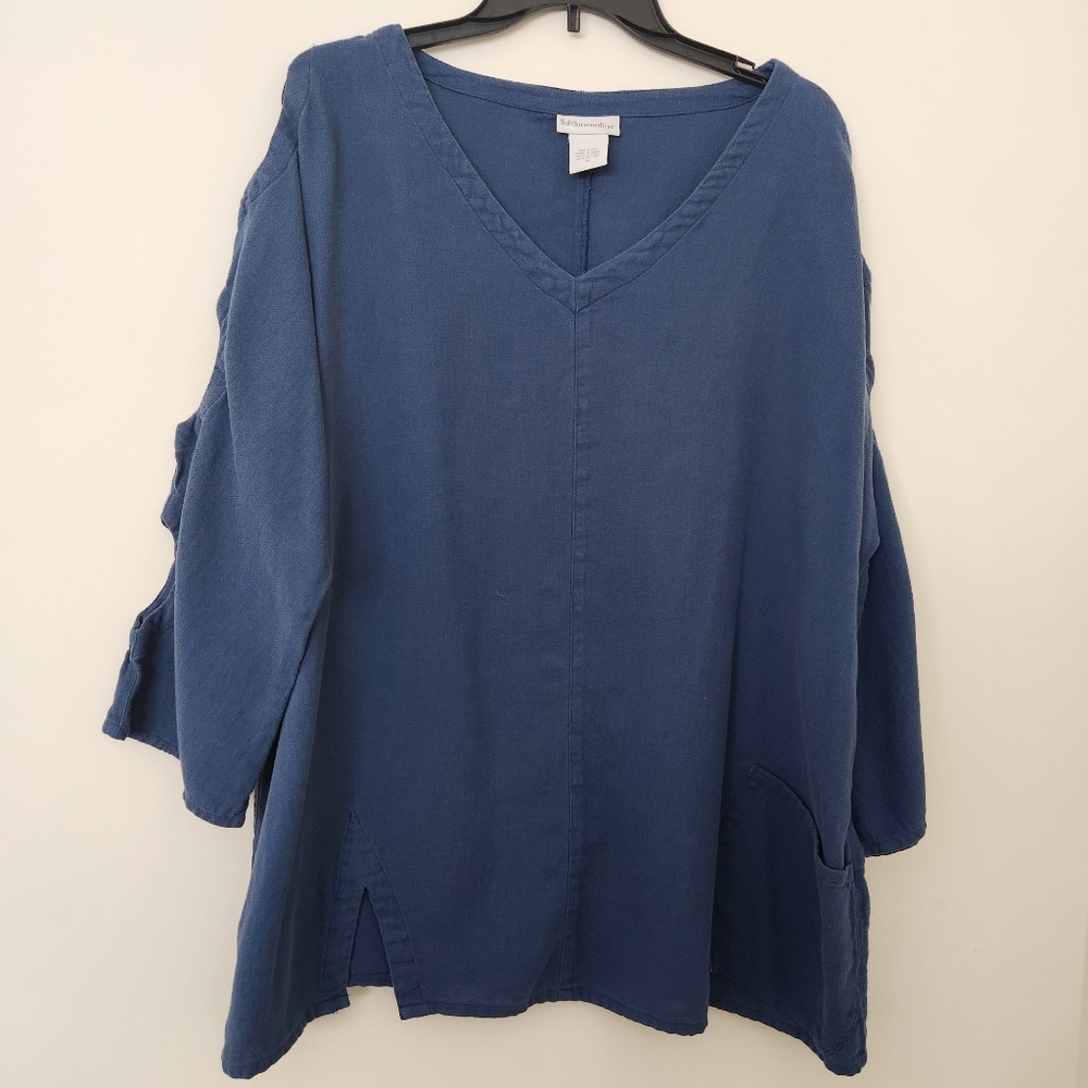 Soft Surroundings Womens 3/4 Sleeve Tunic Top Cut Out Sleeve Size 1X Blue Mature
